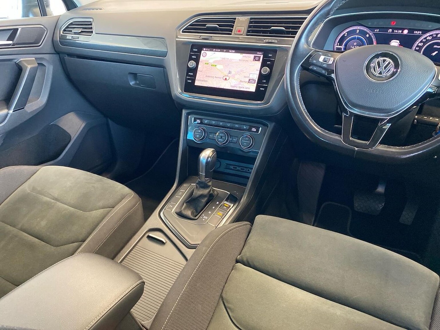 Used Volkswagen Tiguan 2018 for sale - 78198080: Photo 13