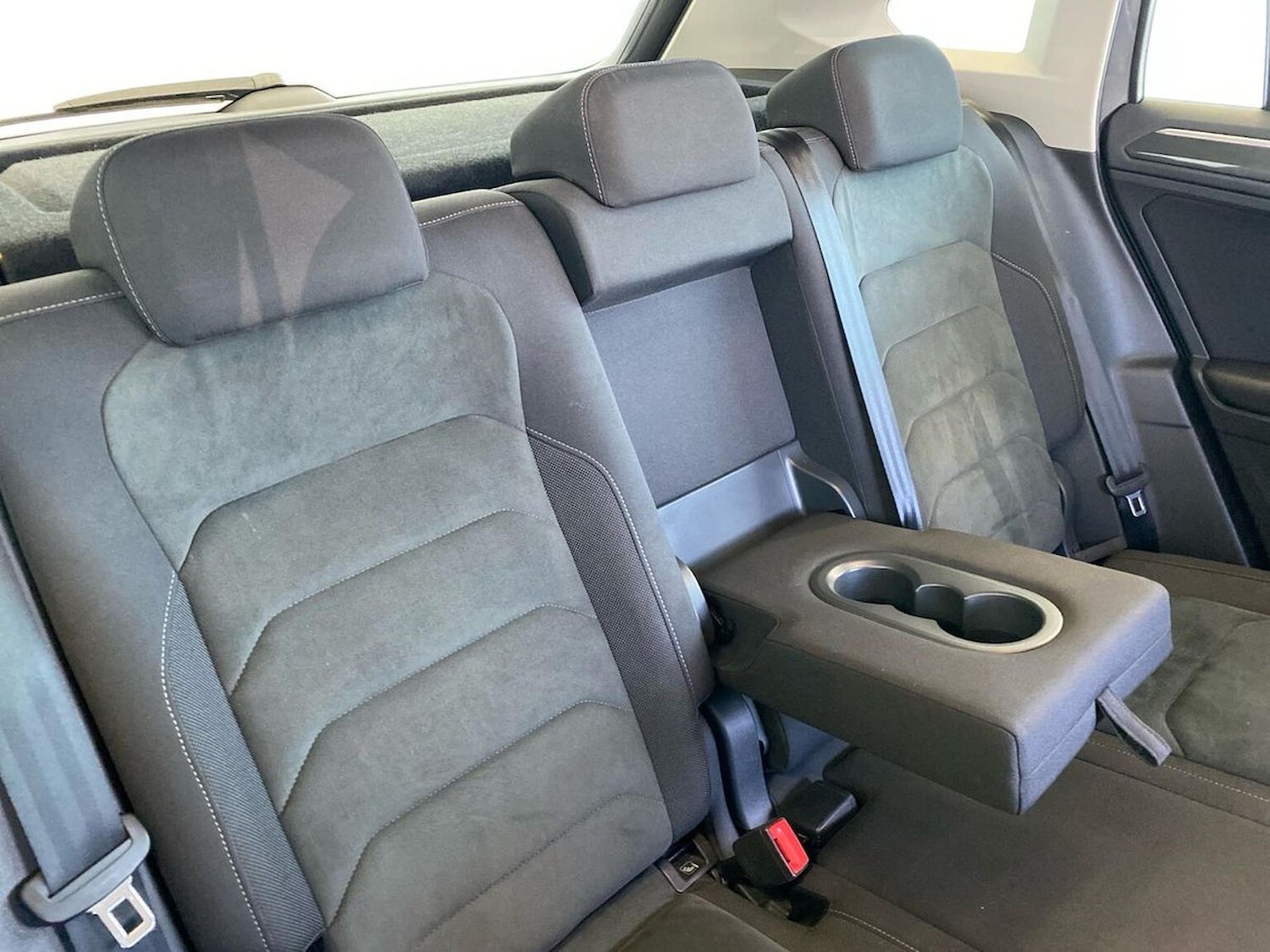 Used Volkswagen Tiguan 2018 for sale - 78198080: Photo 16