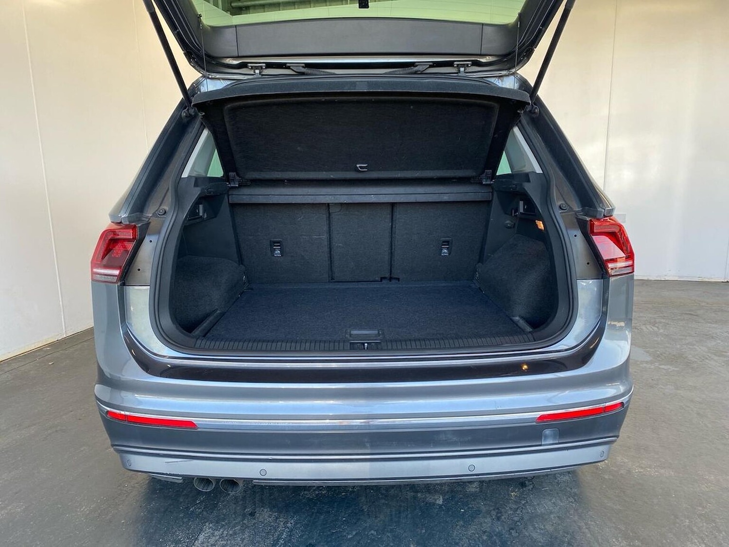 Used Volkswagen Tiguan 2018 for sale - 78198080: Photo 17