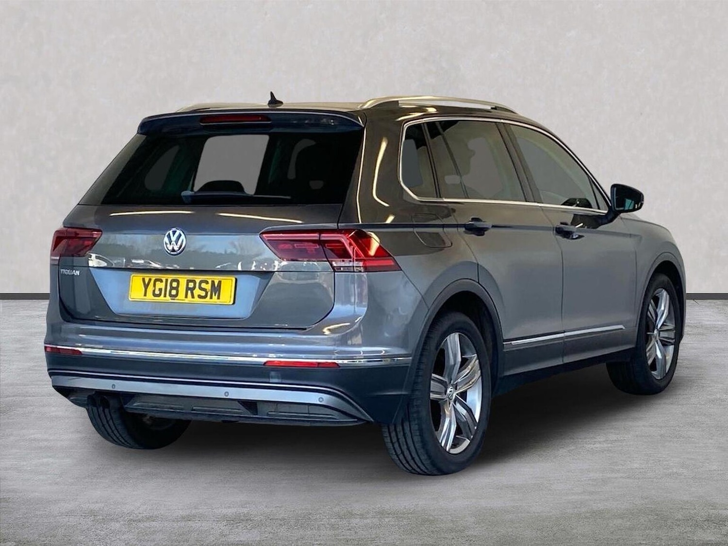 Used Volkswagen Tiguan 2018 for sale - 78198080: Photo 18