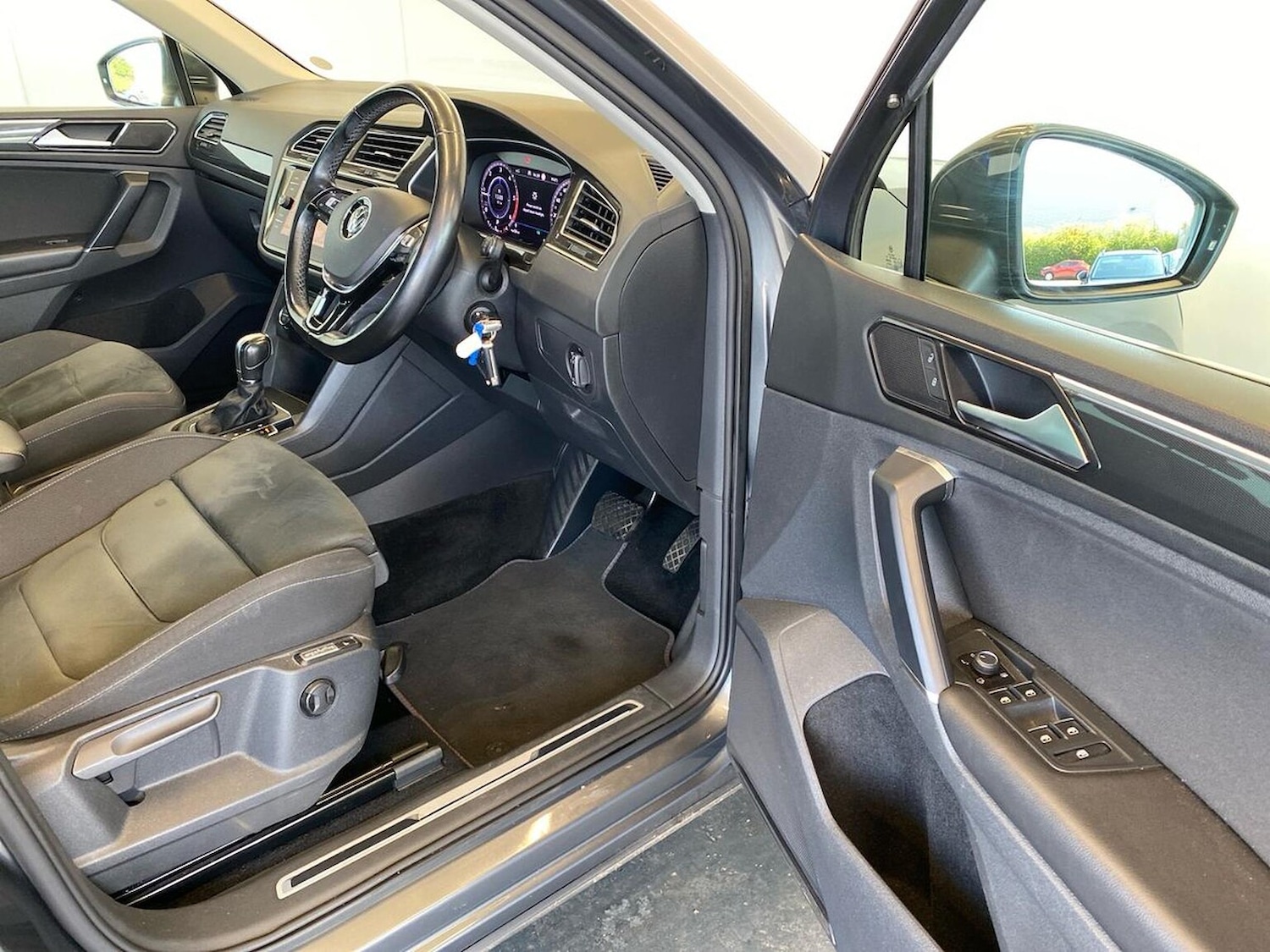 Used Volkswagen Tiguan 2018 for sale - 78198080: Photo 21