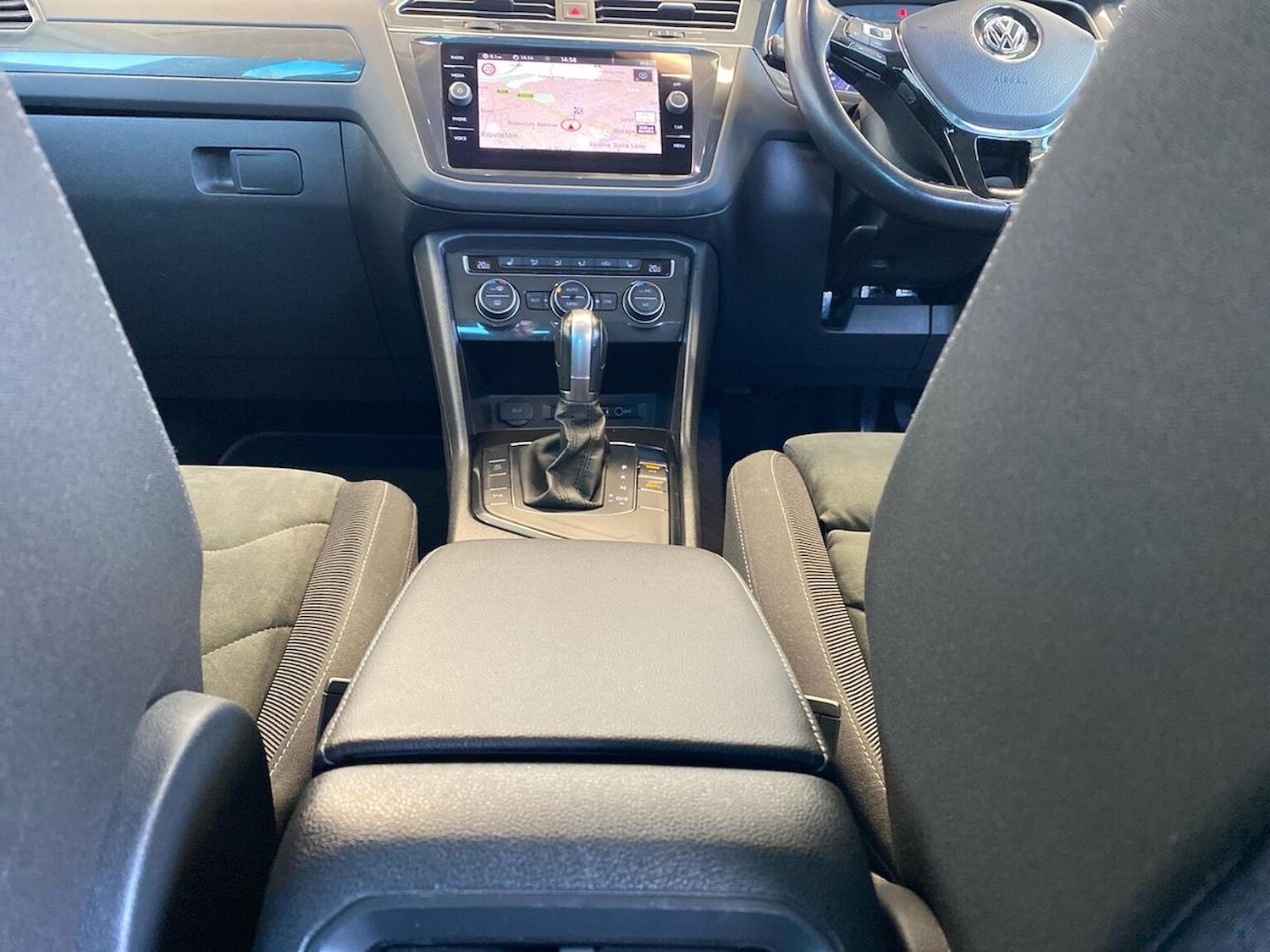 Used Volkswagen Tiguan 2018 for sale - 78198080: Photo 26