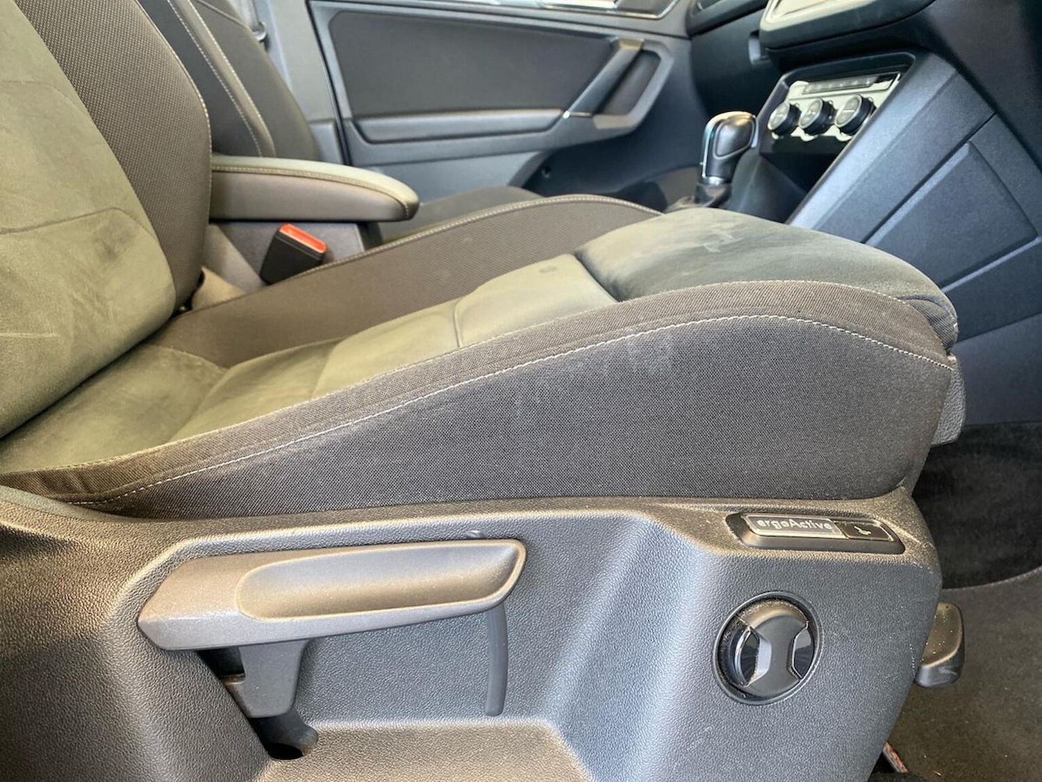 Used Volkswagen Tiguan 2018 for sale - 78198080: Photo 30