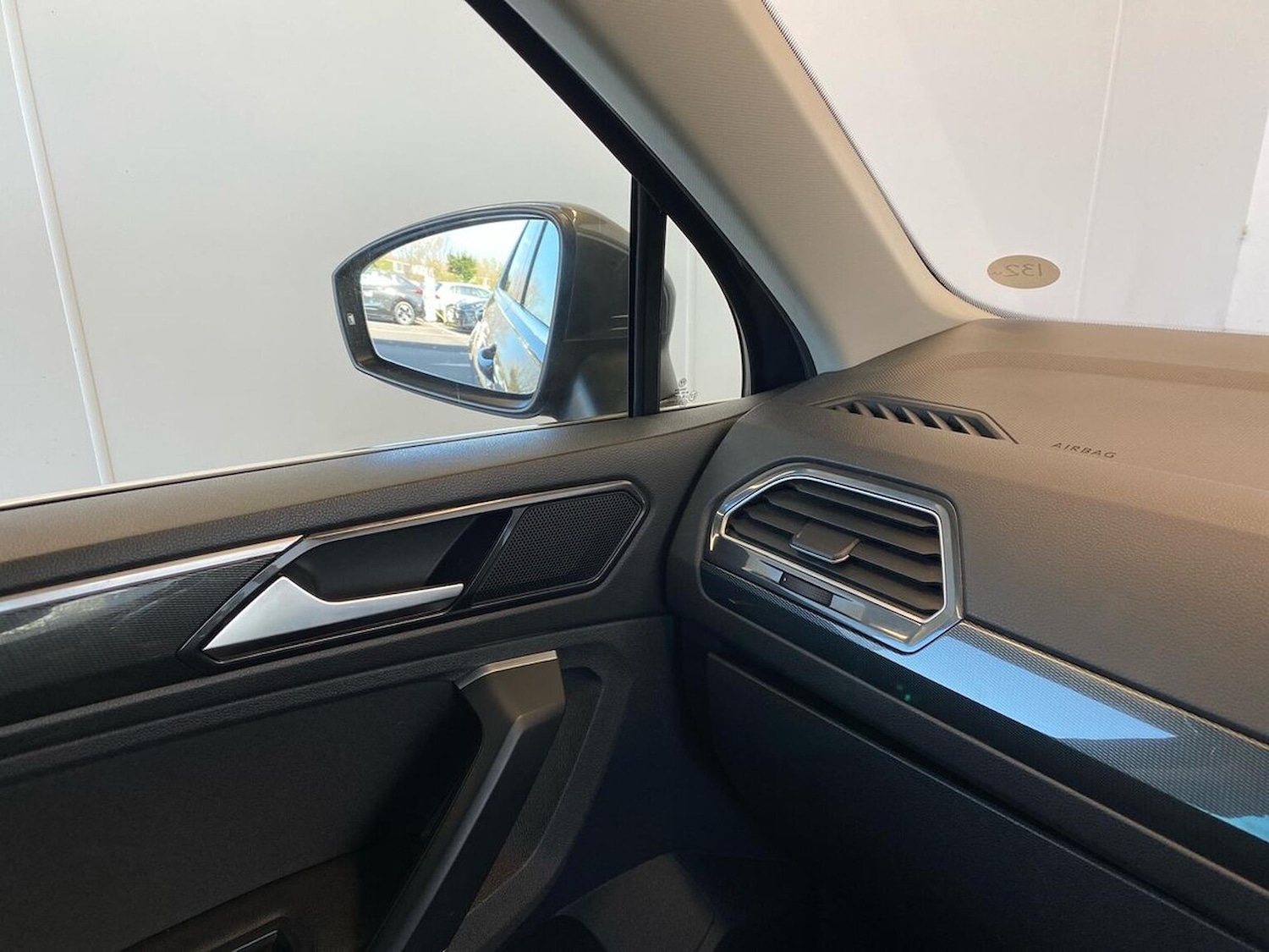 Used Volkswagen Tiguan 2018 for sale - 78198080: Photo 31