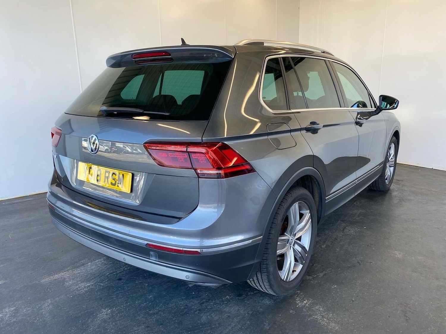 Used Volkswagen Tiguan 2018 for sale - 78198080: Photo 36