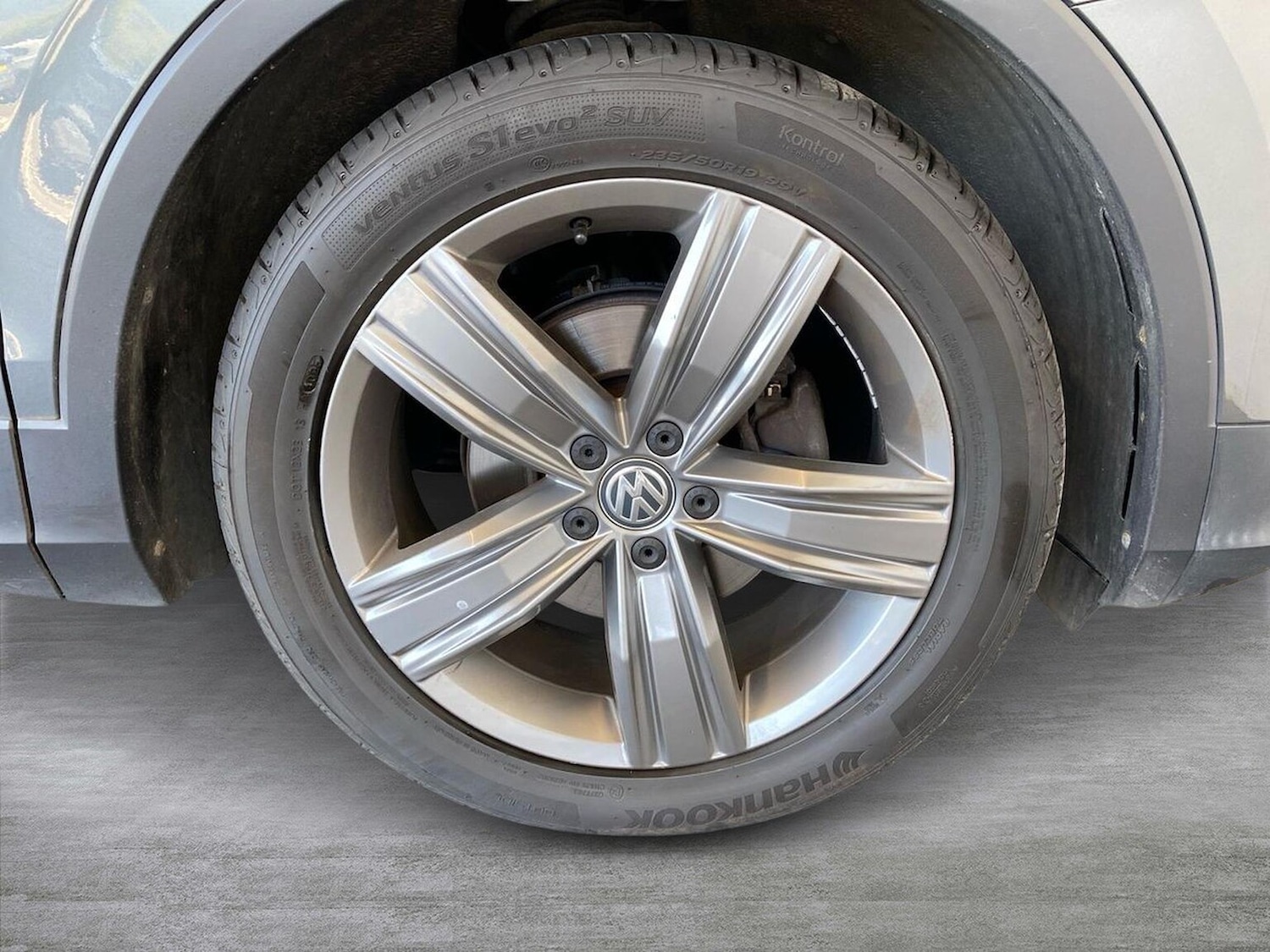 Used Volkswagen Tiguan 2018 for sale - 78198080: Photo 6