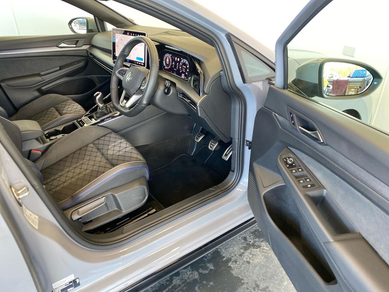 Used Volkswagen Golf 2025 for sale - 78195281: Photo 21