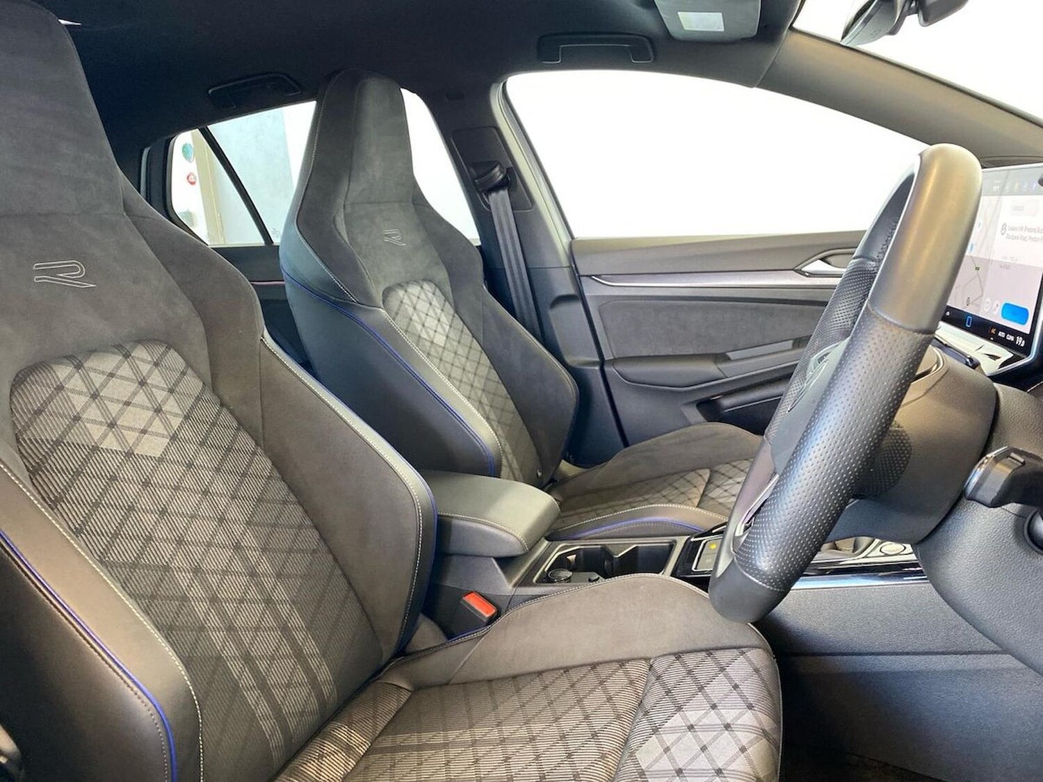 Used Volkswagen Golf 2025 for sale - 78195281: Photo 32