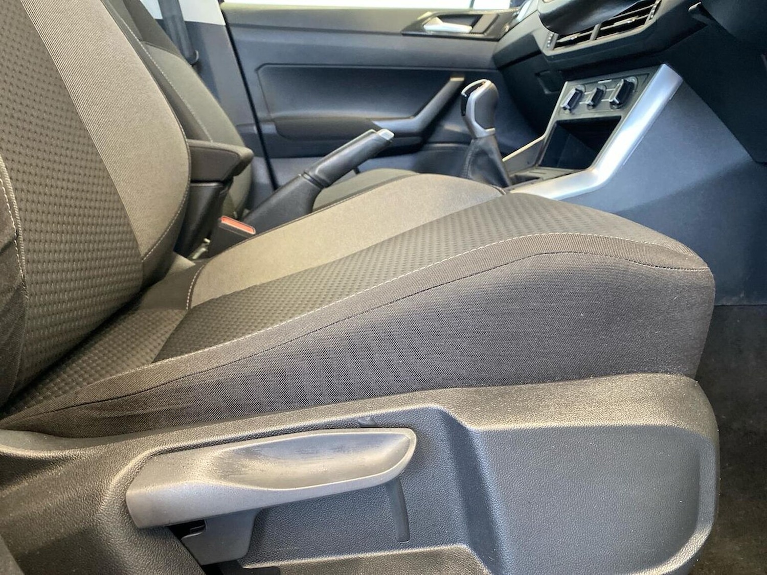 Used Volkswagen Polo 2022 for sale - 76860022: Photo 30