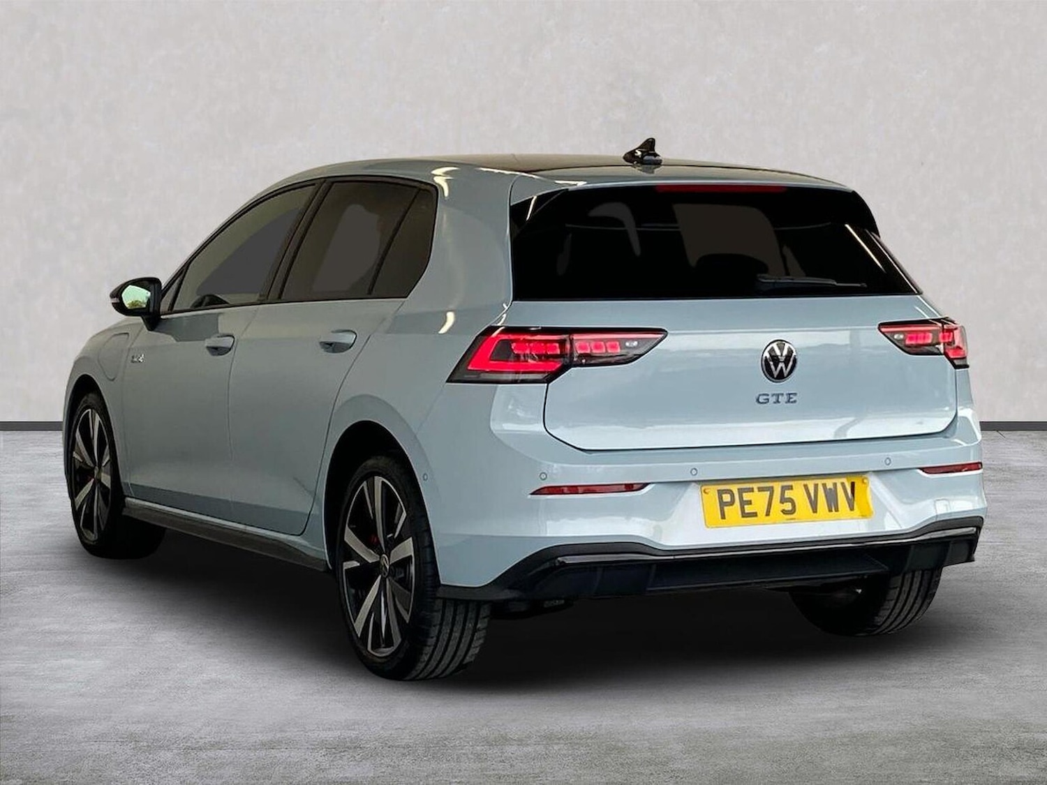 Used Volkswagen Golf 2025 for sale - 76177596: Photo 2