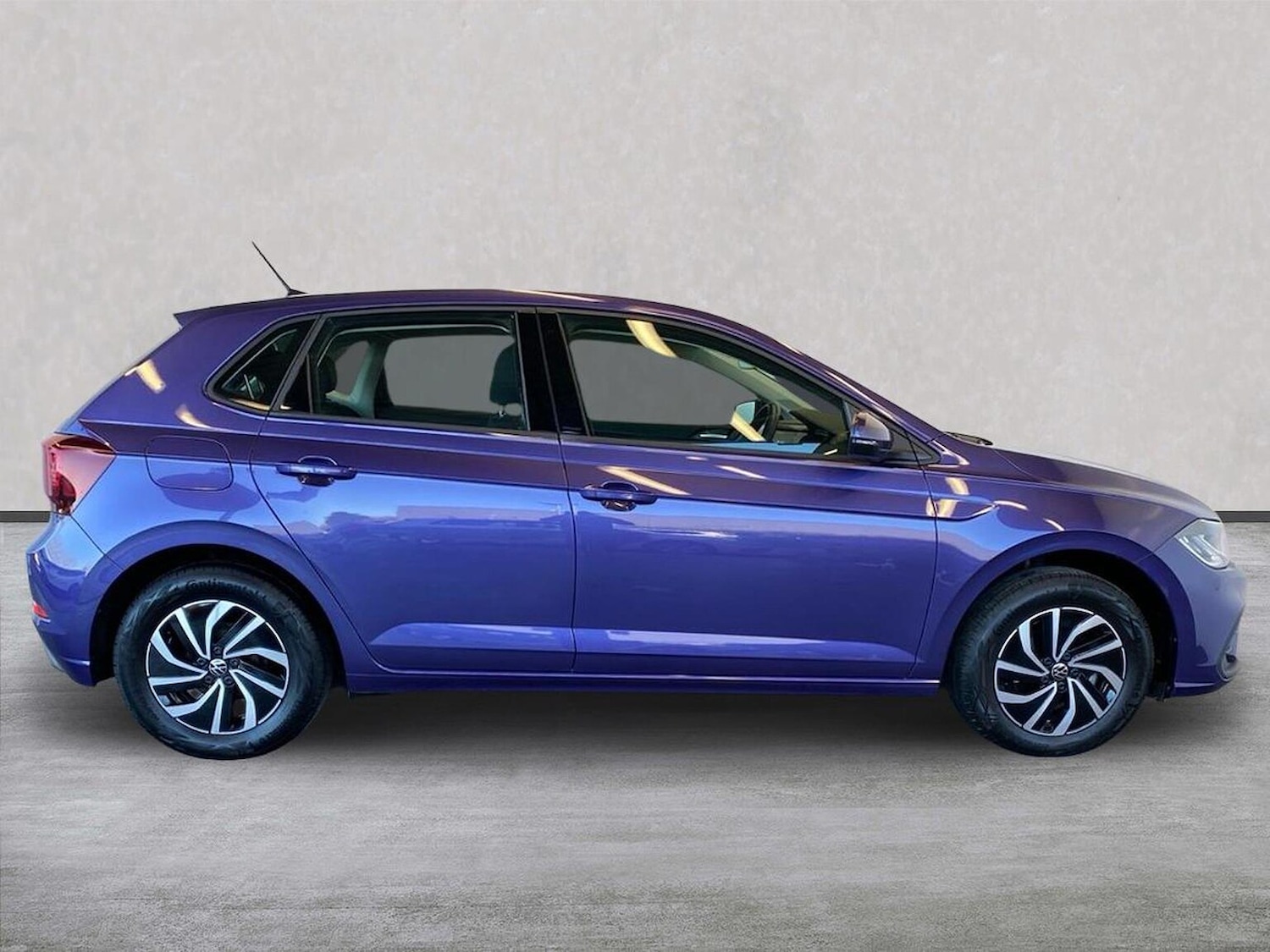 Used Volkswagen Polo 2023 for sale - 76681779: Photo 3