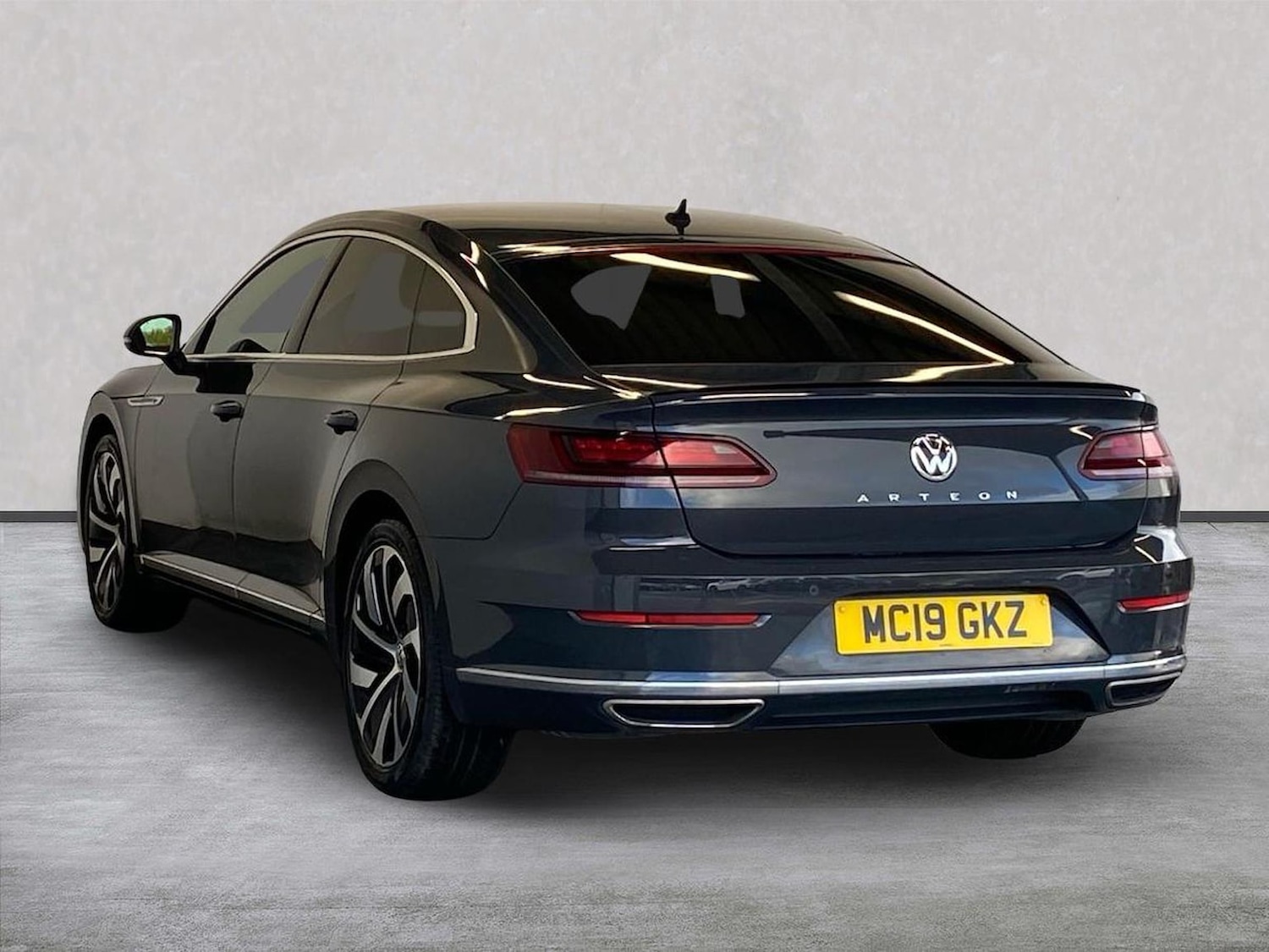 Used Volkswagen Arteon 2019 for sale - 76461832: Photo 2