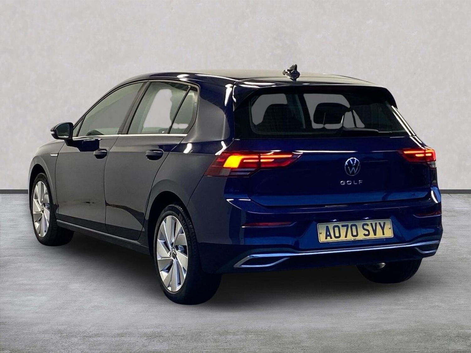 Used Volkswagen Golf 2020 for sale - 77715405: Photo 2