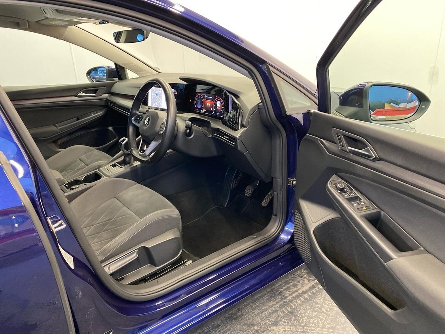 Used Volkswagen Golf 2020 for sale - 77715405: Photo 21