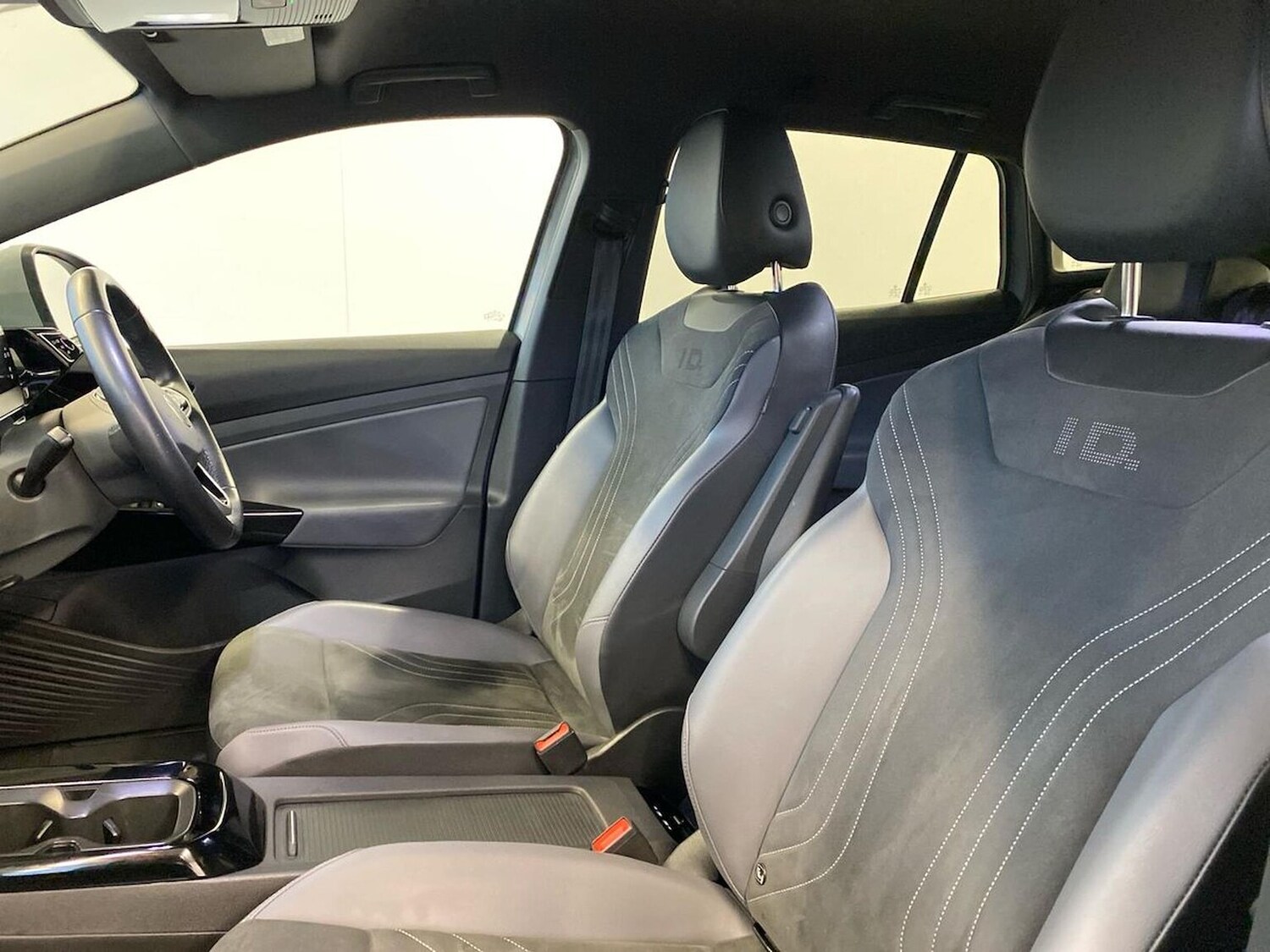 Used Volkswagen ID.4 2022 for sale - 77488756: Photo 39