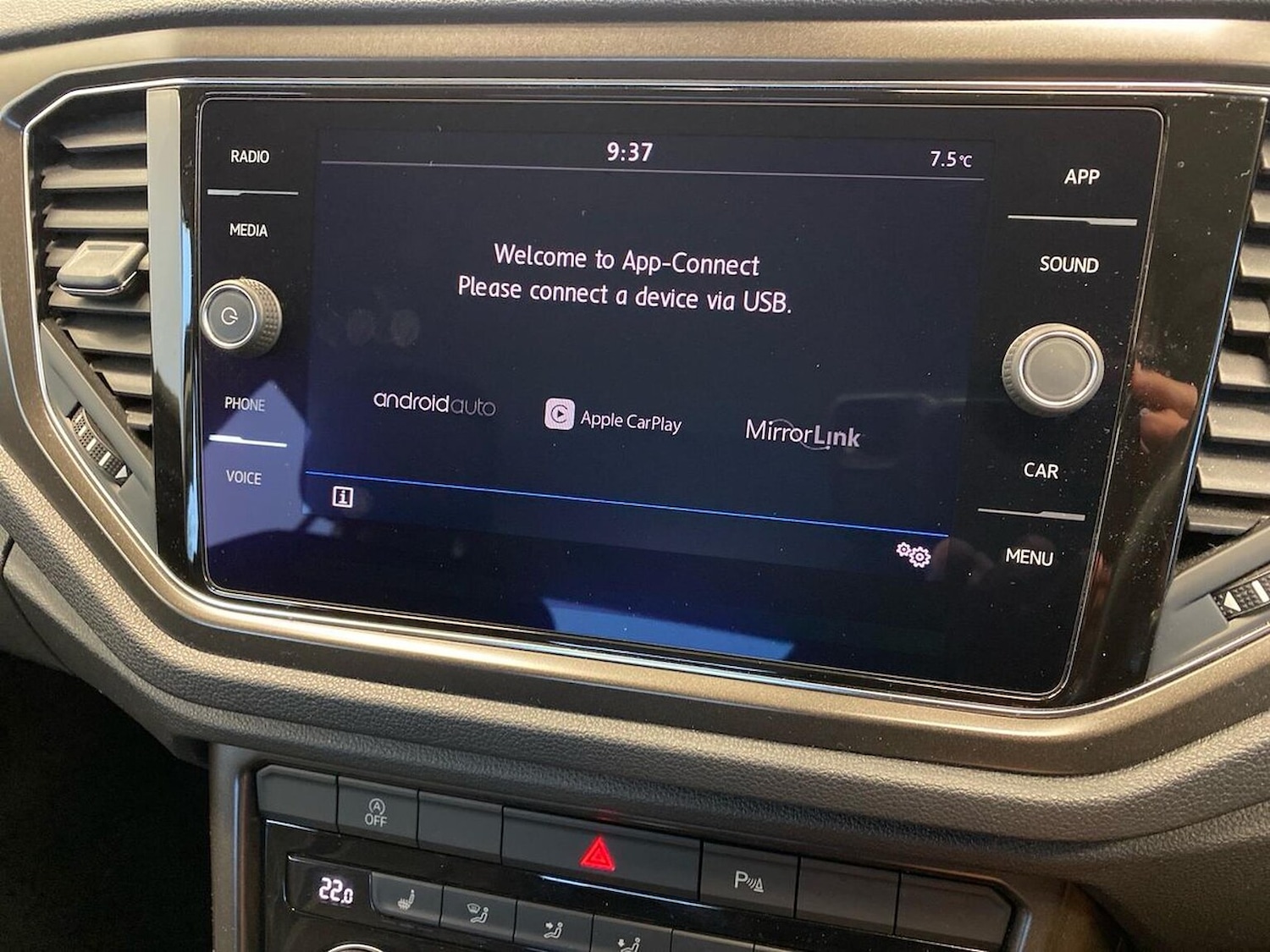 Used Volkswagen T-Roc 2020 for sale - 76392487: Photo 11