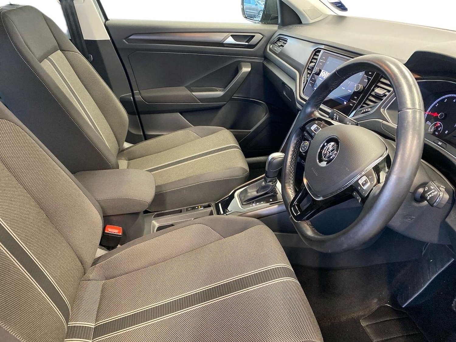 Used Volkswagen T-Roc 2020 for sale - 76392487: Photo 15