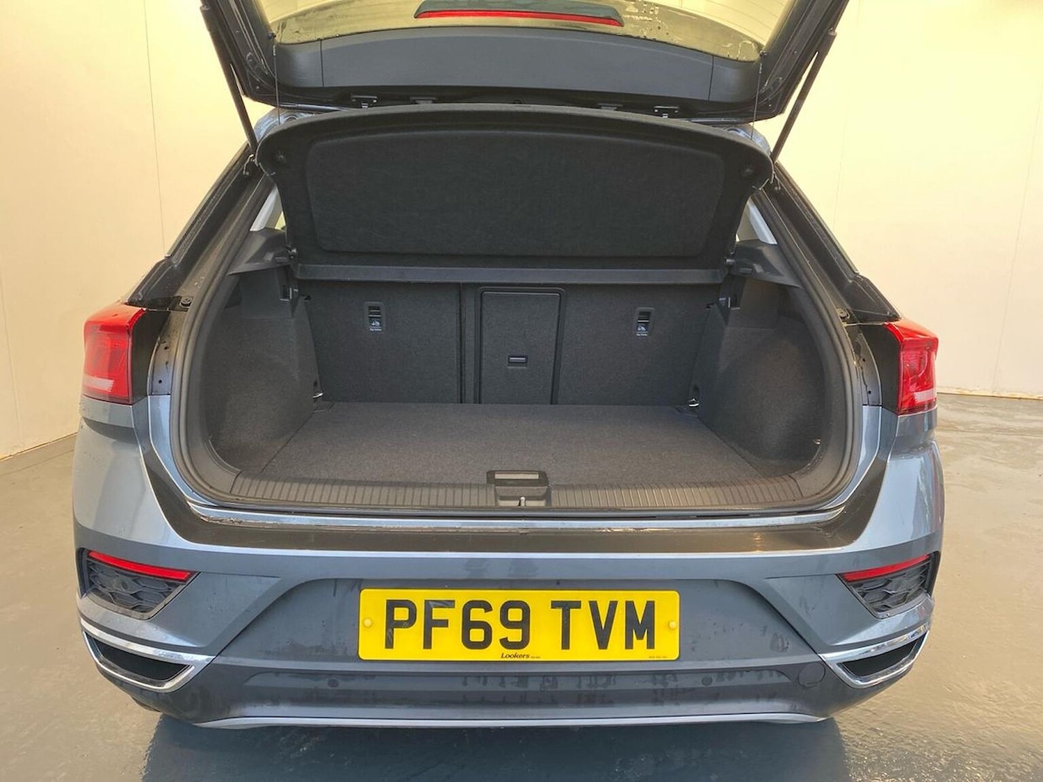 Used Volkswagen T-Roc 2020 for sale - 76392487: Photo 17