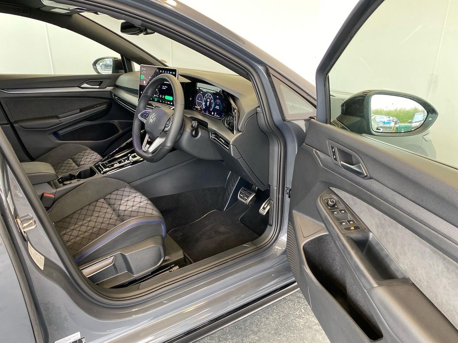 Used Volkswagen Golf 2025 for sale - 78194954: Photo 21