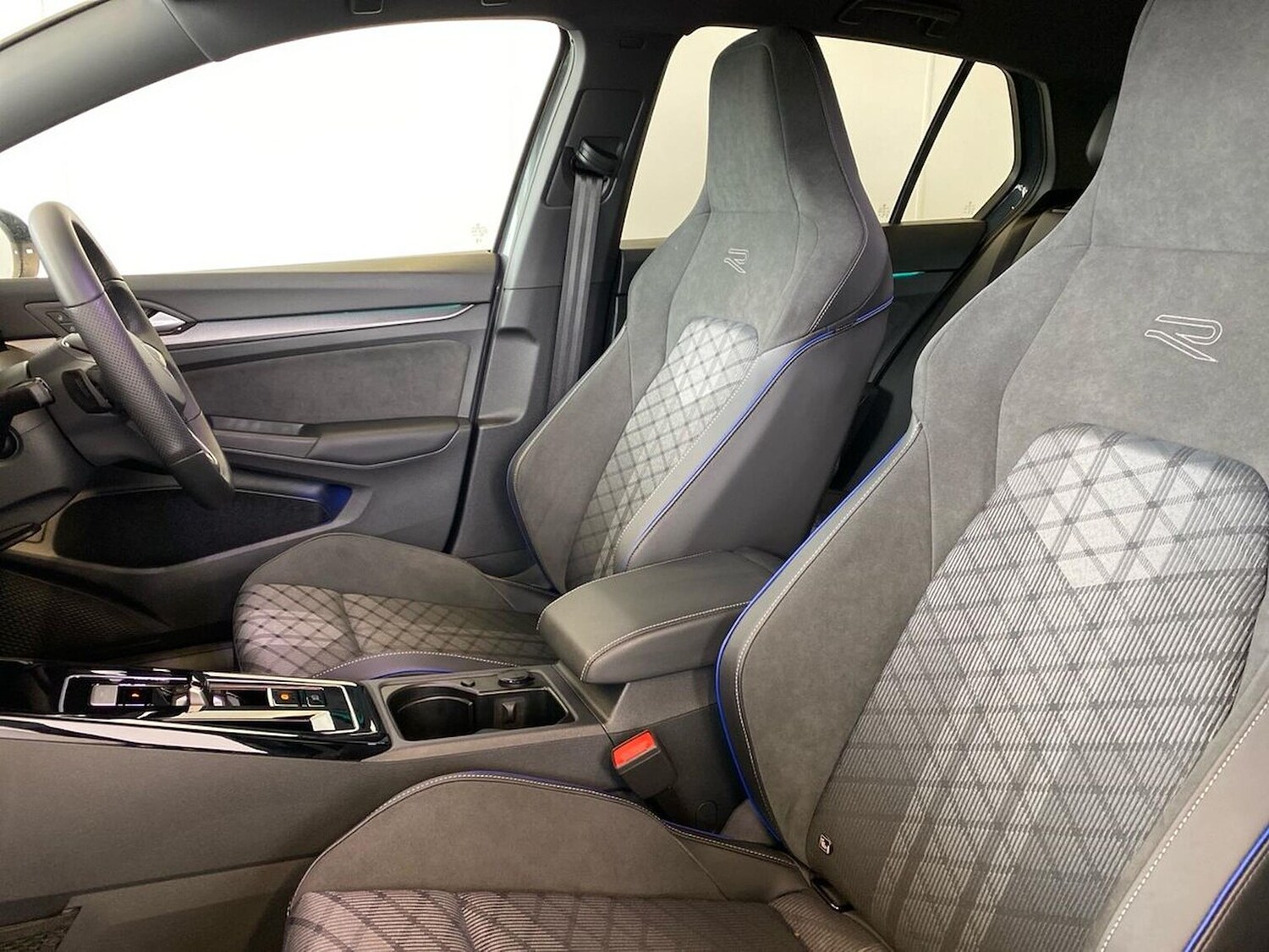 Used Volkswagen Golf 2025 for sale - 78194954: Photo 40