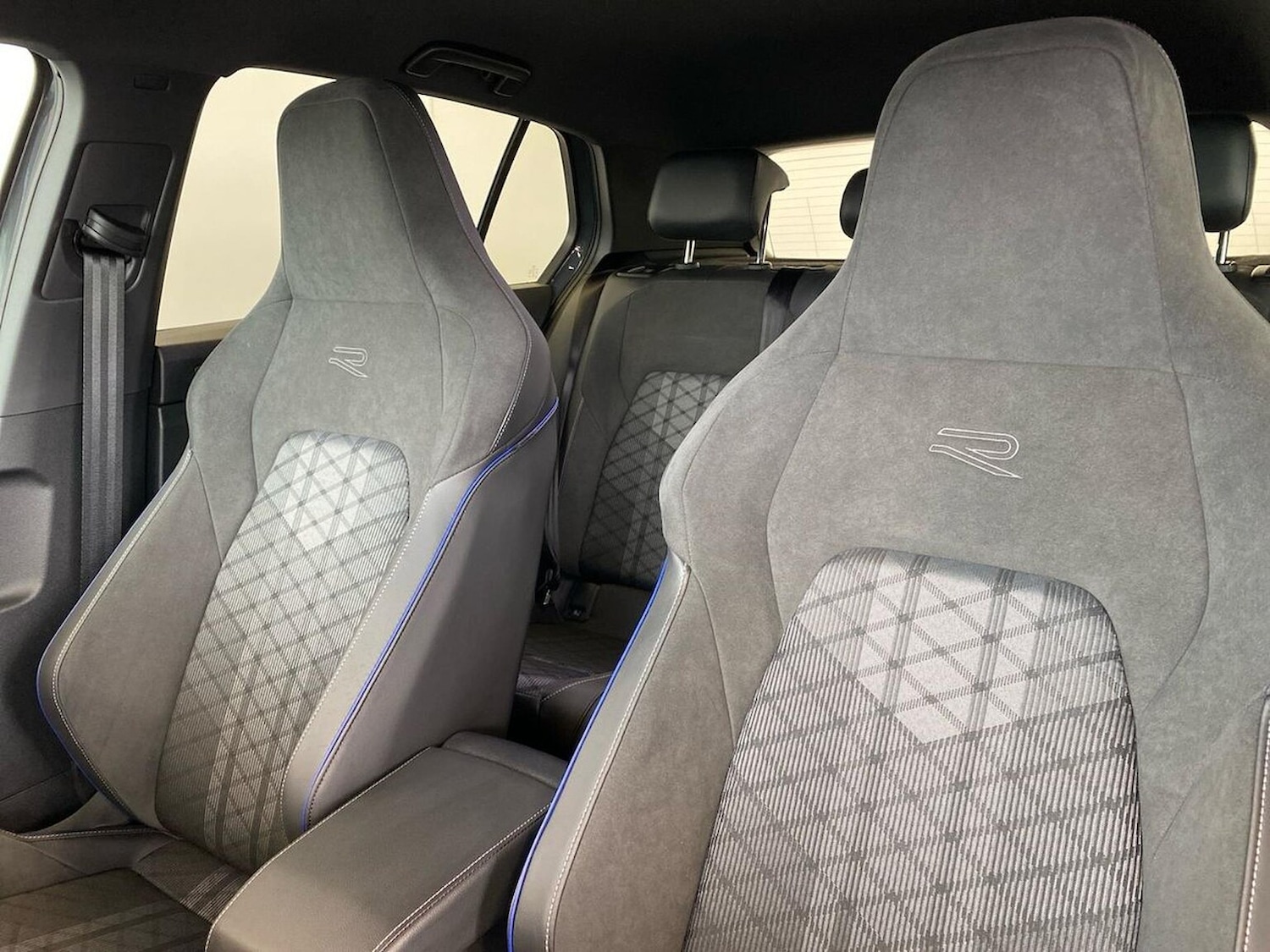 Used Volkswagen Golf 2025 for sale - 78194954: Photo 41