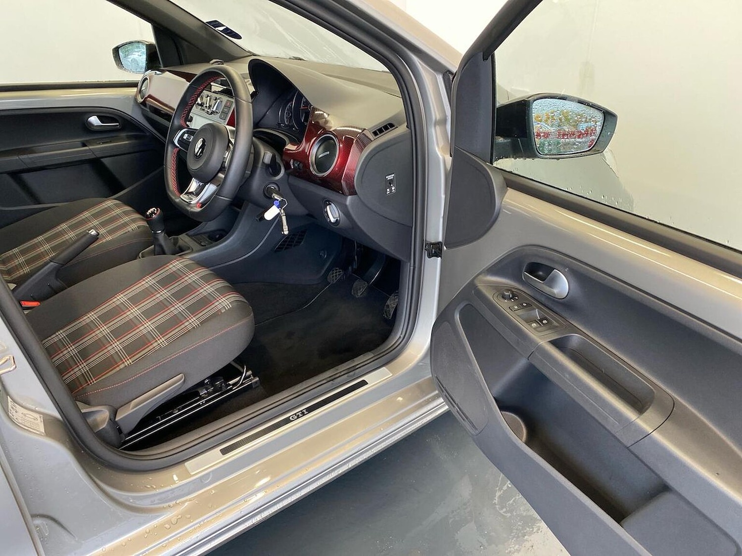 Used Volkswagen up! 2021 for sale - 76144301: Photo 21