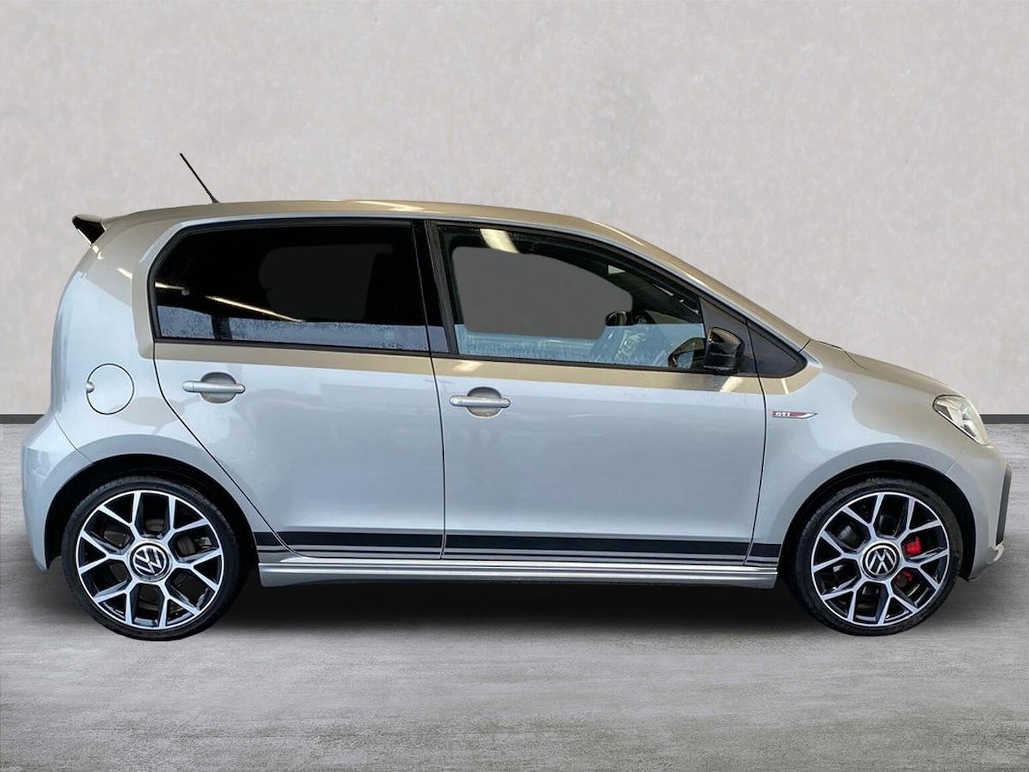 Used Volkswagen up! 2021 for sale - 76144301: Photo 3