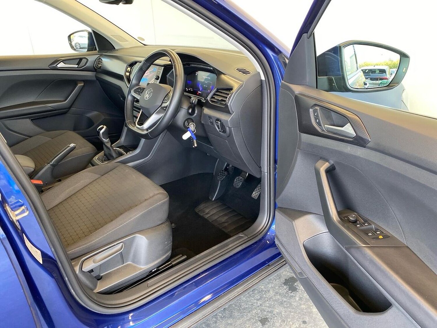 Used Volkswagen T-Cross 2023 for sale - 78195067: Photo 21