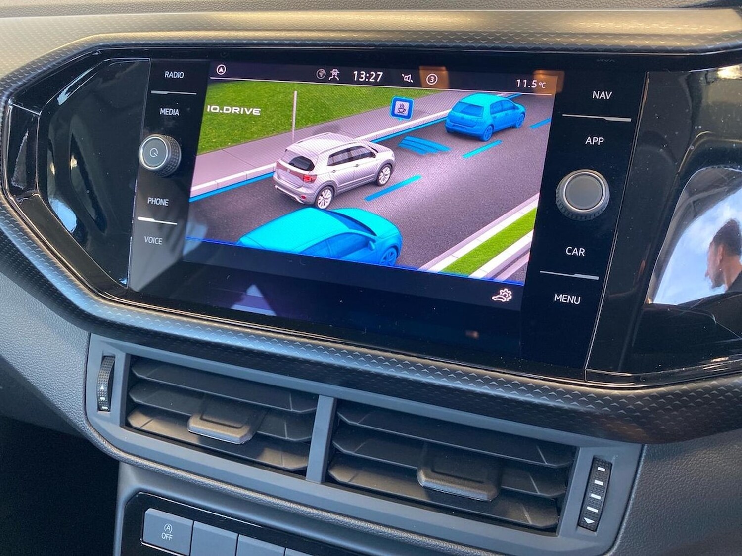 Used Volkswagen T-Cross 2023 for sale - 78195067: Photo 23