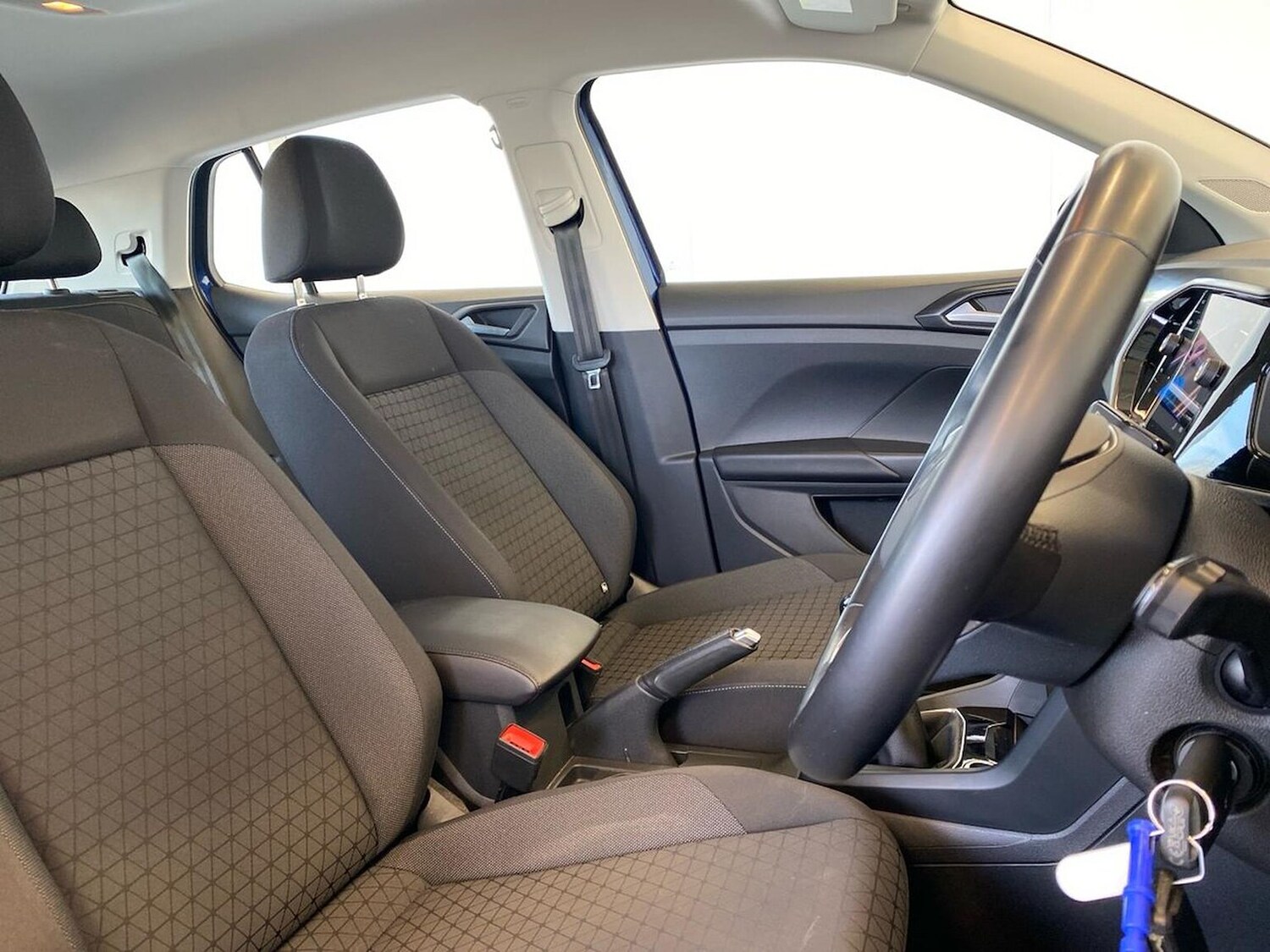 Used Volkswagen T-Cross 2023 for sale - 78195067: Photo 32