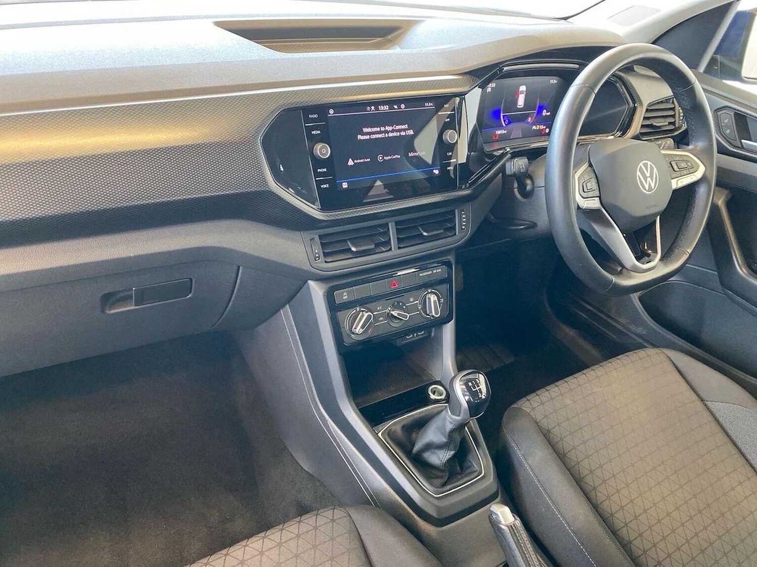 Used Volkswagen T-Cross 2023 for sale - 78195067: Photo 7