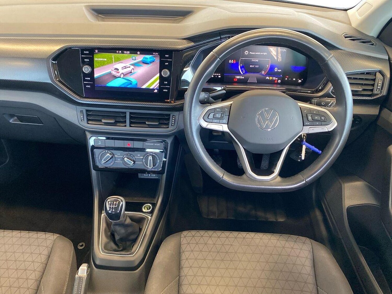 Used Volkswagen T-Cross 2023 for sale - 78195067: Photo 9