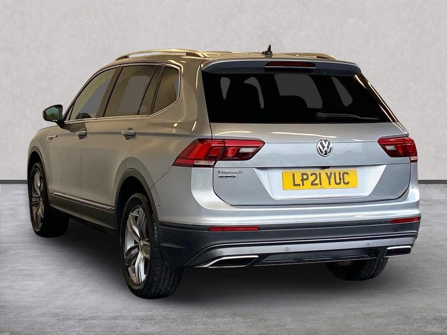 Used Volkswagen Tiguan Allspace 2021 for sale - 76353675: Photo 2
