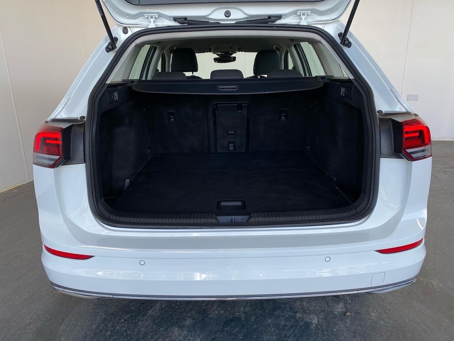 Used Volkswagen Golf 2023 for sale - 78195280: Photo 17