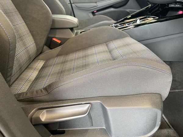 Used Volkswagen Golf 2025 for sale - 75514736: Photo 30