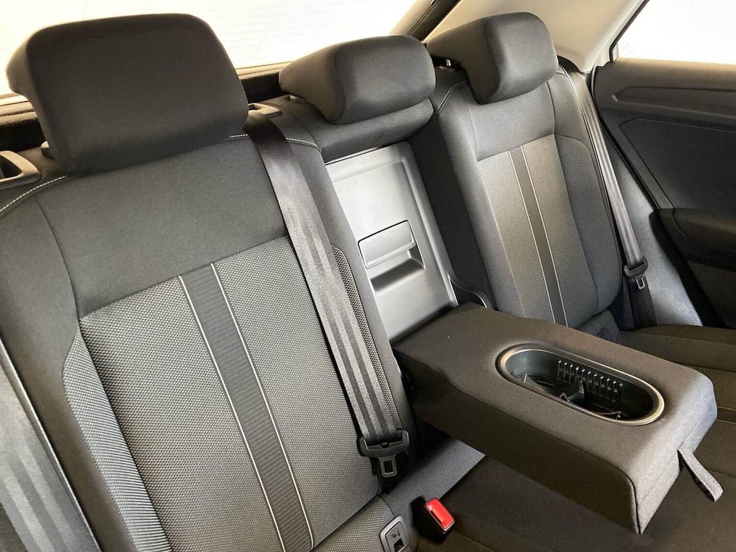 Used Volkswagen T-Roc 2025 for sale - 76663017: Photo 16