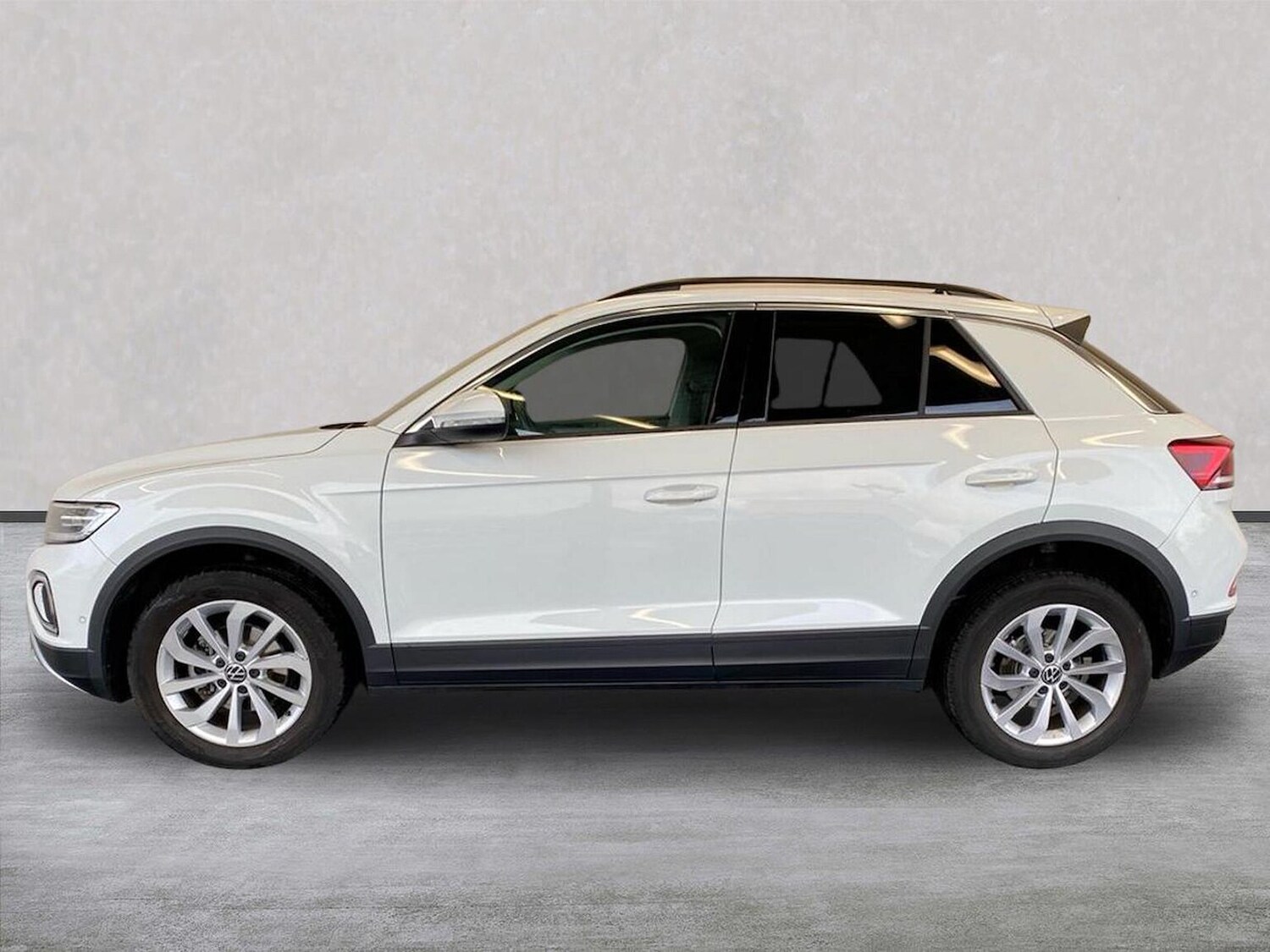 Used Volkswagen T-Roc 2025 for sale - 76663017: Photo 19