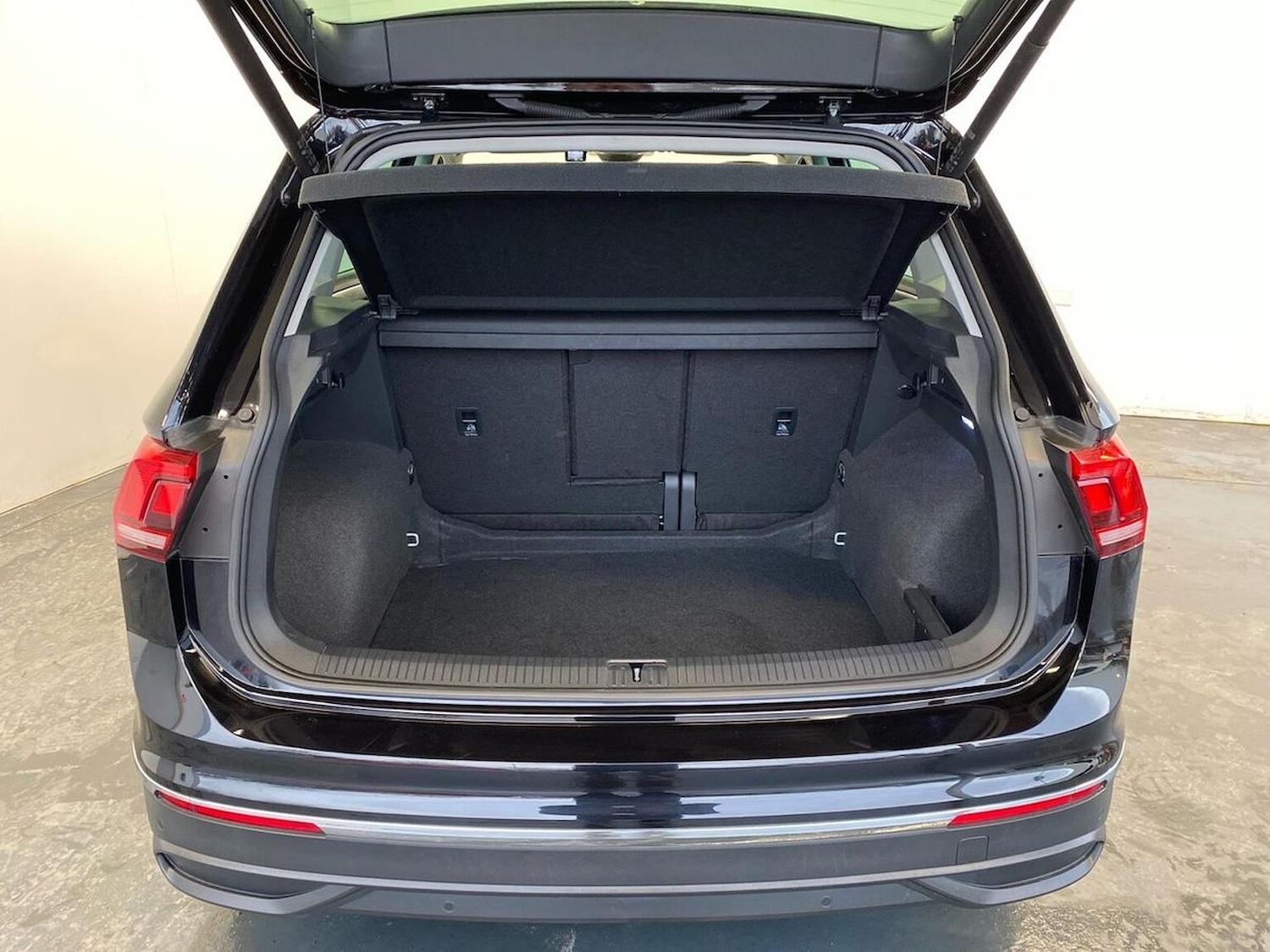 Used Volkswagen Tiguan 2022 for sale - 76906302: Photo 17