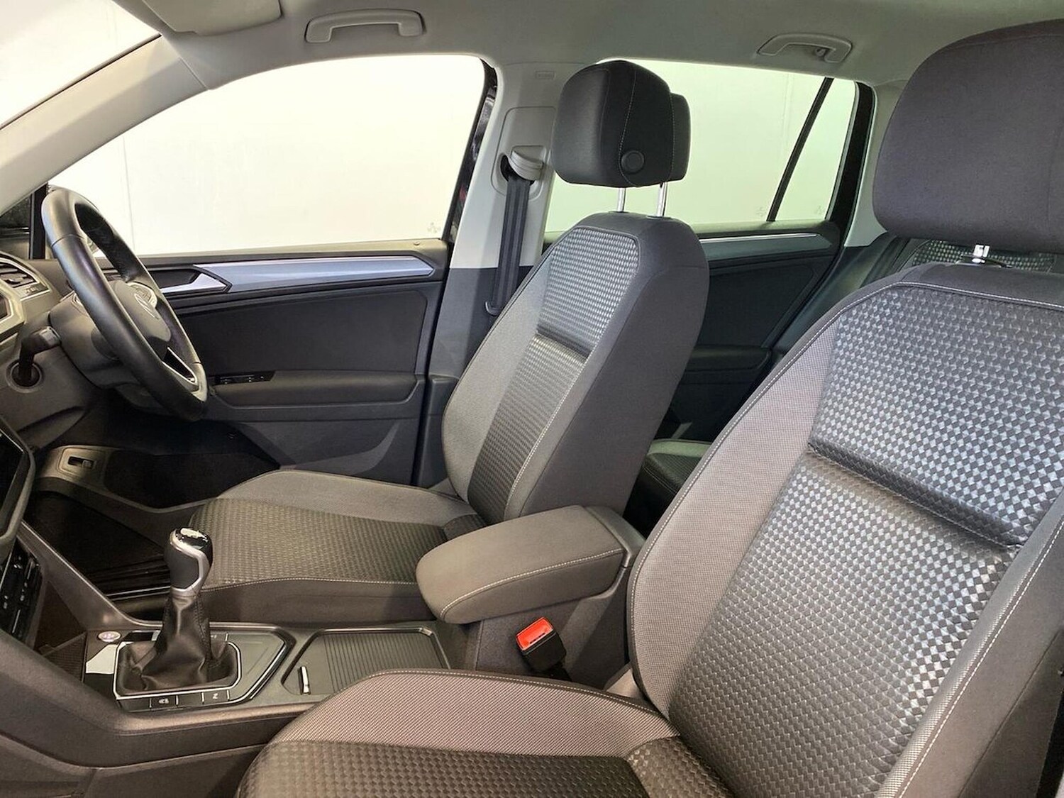 Used Volkswagen Tiguan 2022 for sale - 76906302: Photo 40