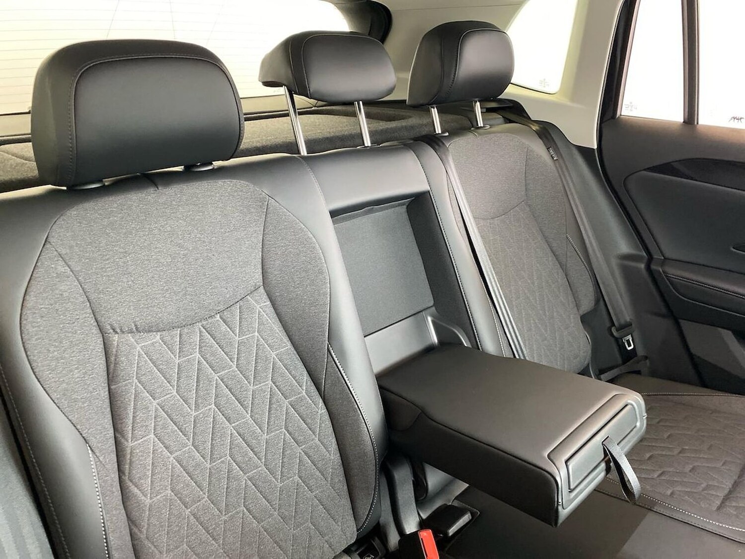 Used Volkswagen Tiguan 2026 for sale - 78195169: Photo 16