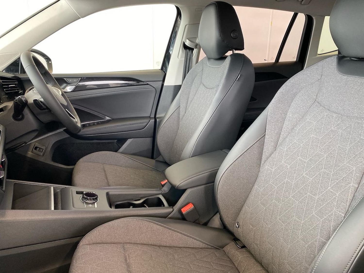 Used Volkswagen Tiguan 2026 for sale - 78195169: Photo 40