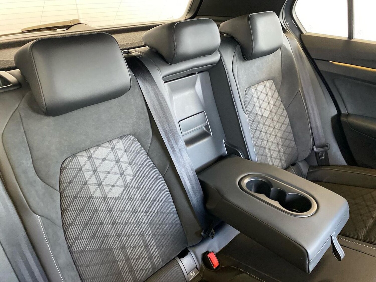 Used Volkswagen Golf 2025 for sale - 78195238: Photo 16