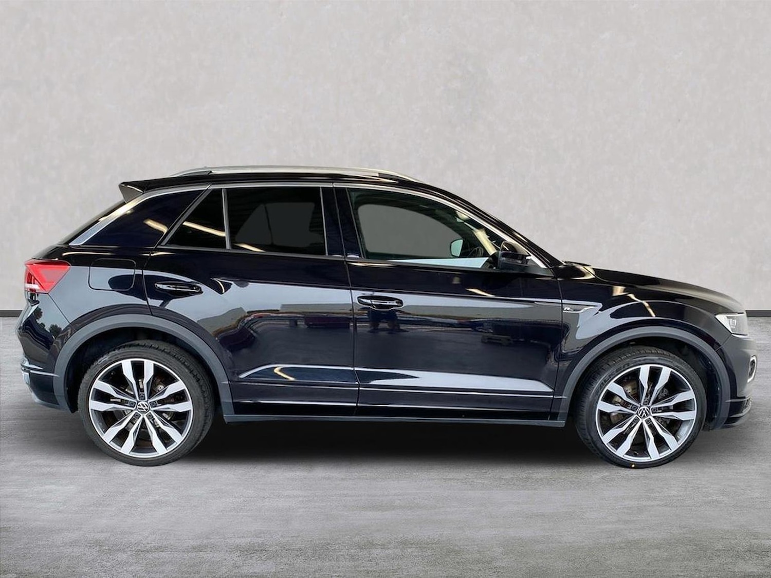 Used Volkswagen T-Roc 2021 for sale - 76313834: Photo 3