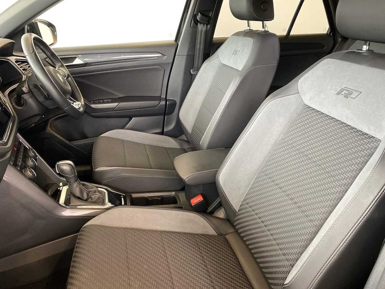 Used Volkswagen T-Roc 2021 for sale - 76313834: Photo 39