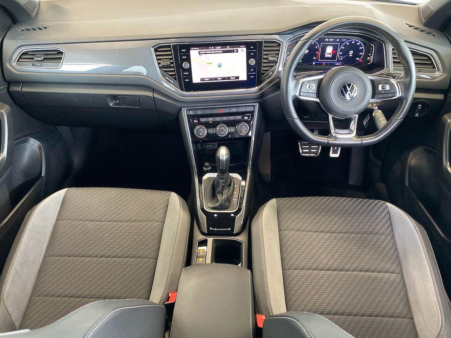 Used Volkswagen T-Roc 2021 for sale - 76313834: Photo 8