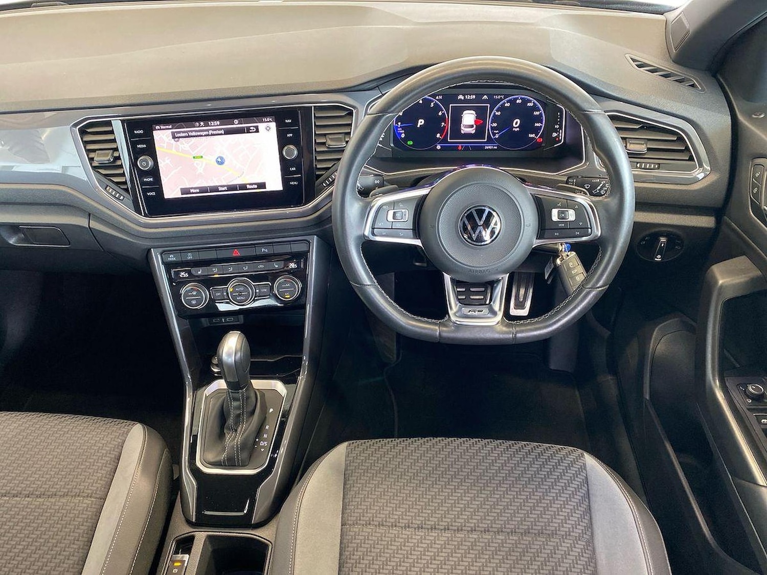 Used Volkswagen T-Roc 2021 for sale - 76313834: Photo 9