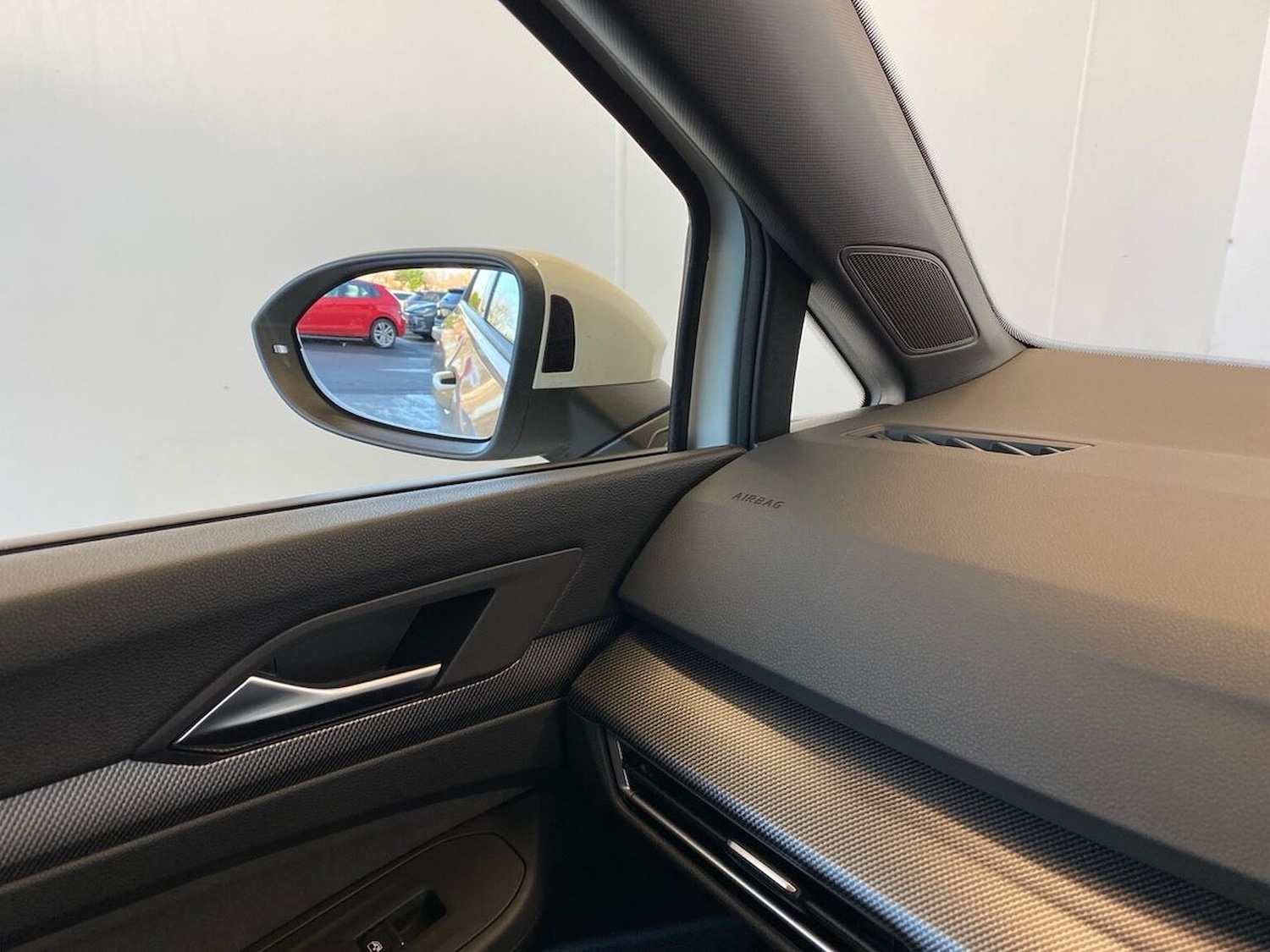 Used Volkswagen Golf 2025 for sale - 77572941: Photo 31