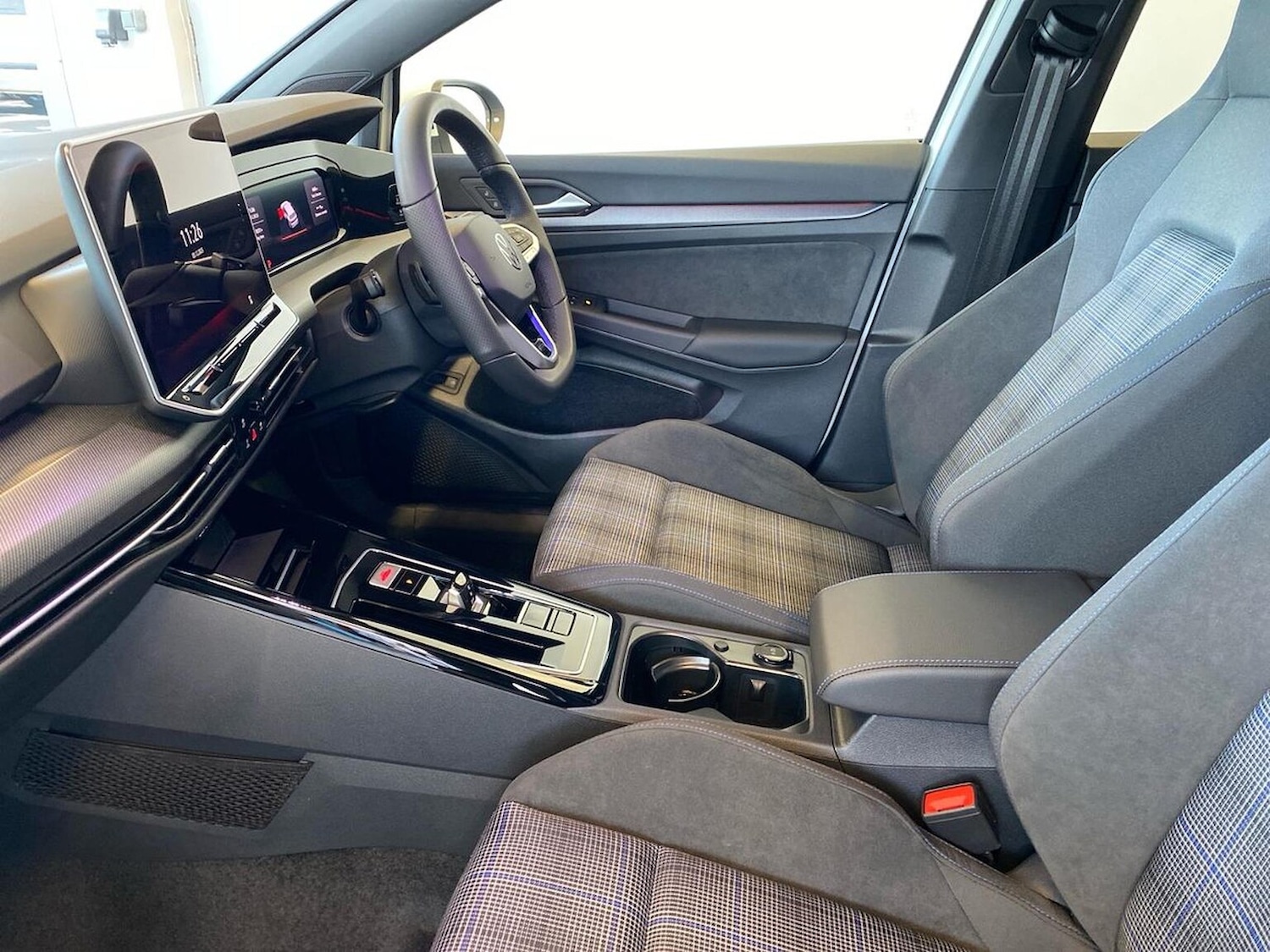 Used Volkswagen Golf 2025 for sale - 77572941: Photo 40