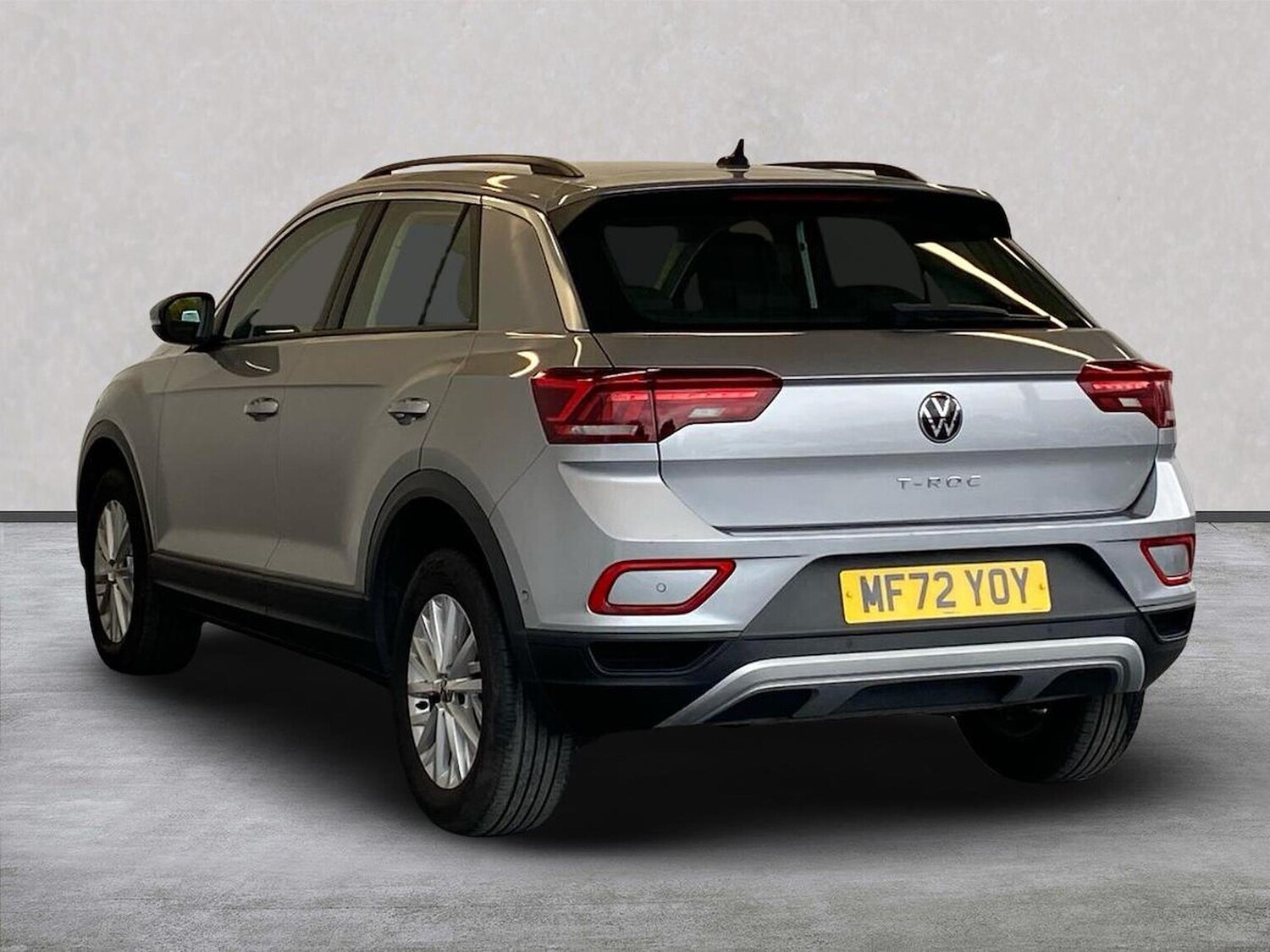 Used Volkswagen T-Roc 2022 for sale - 76017884: Photo 2