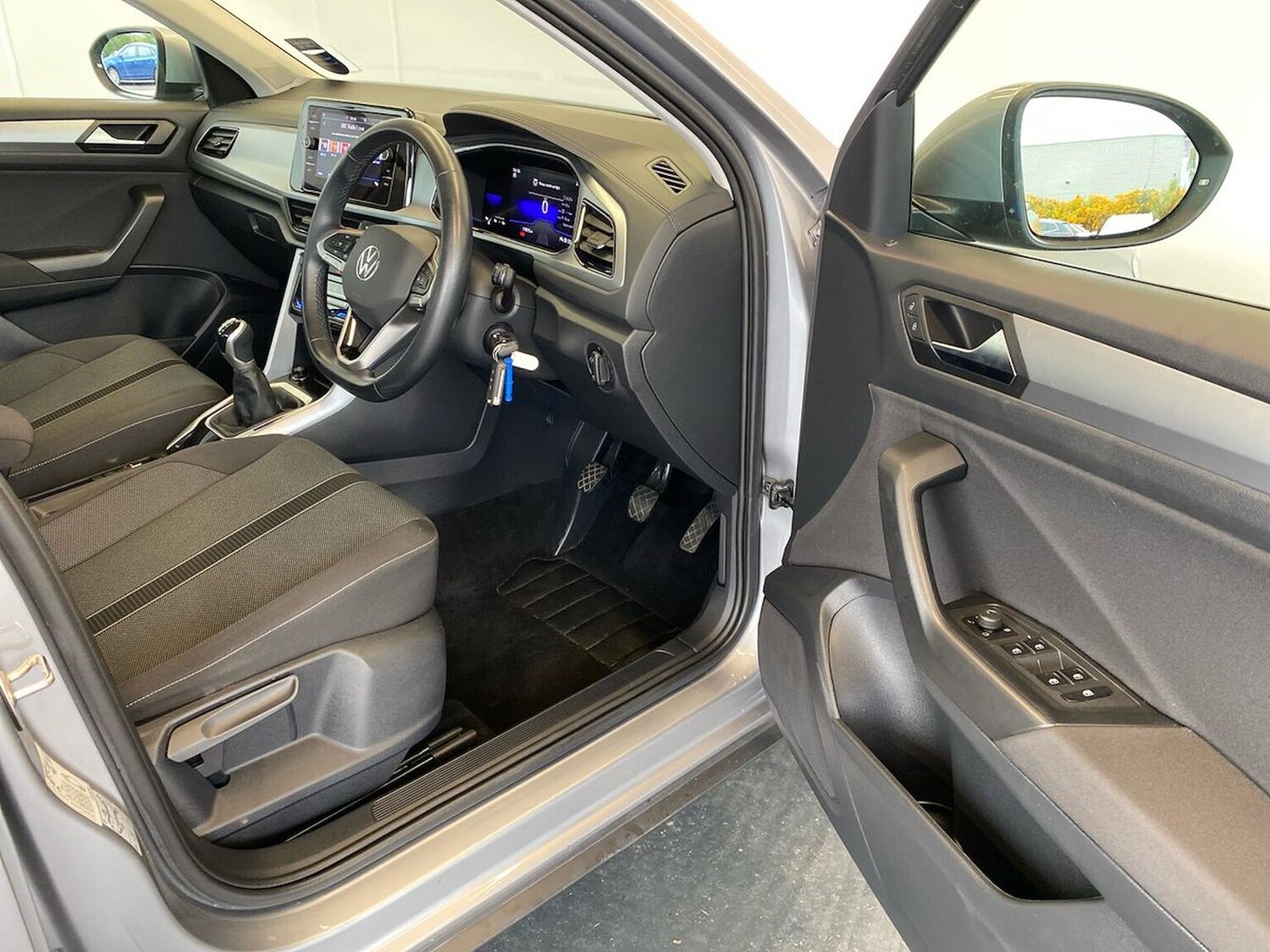 Used Volkswagen T-Roc 2022 for sale - 76017884: Photo 21